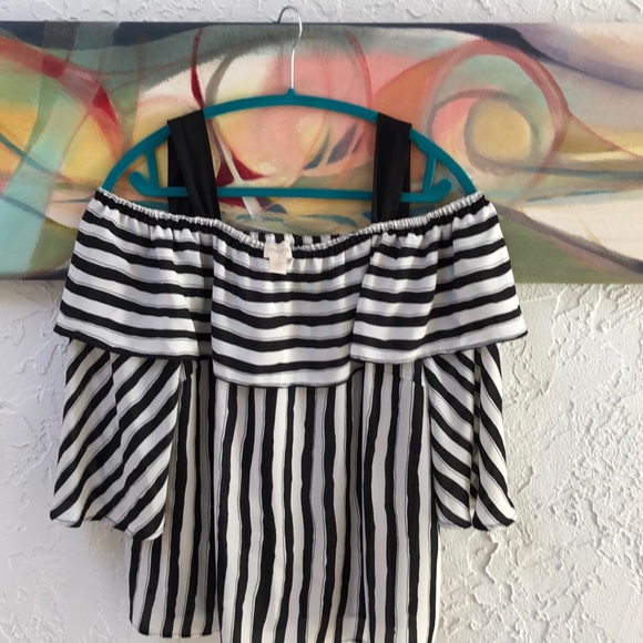 Chico’s top - Picture 3 of 3